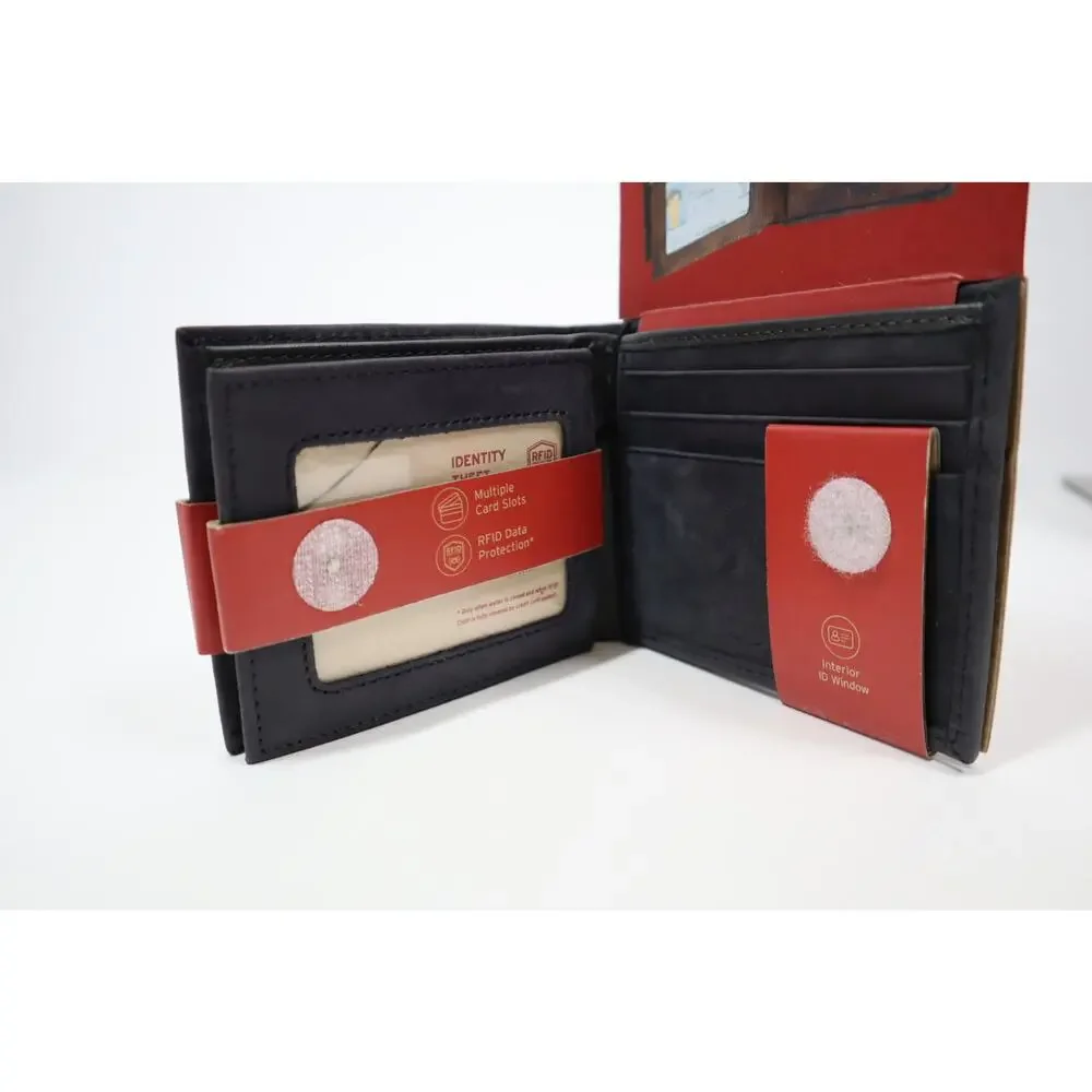 Levi’s Black Extra‎ Capacity Bifold